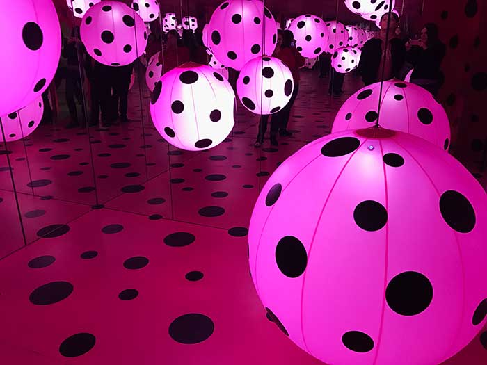 Yayoi Kusama: Infinity Mirrors exhibit